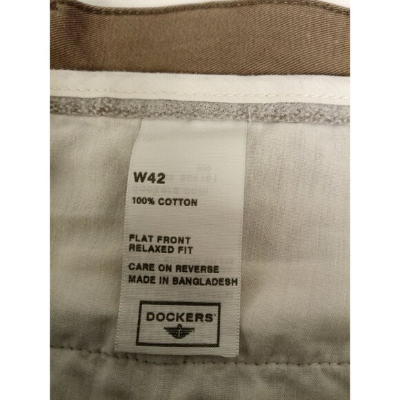 Dockers Men's Brown/Tan Flat Front Shorts Size 42 - Picture 4 of 5